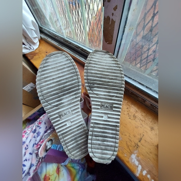 Sandals - Picture 2 of 5